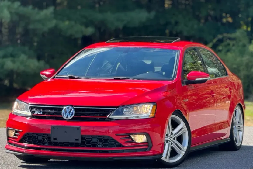 2017 Volkswagen Jetta 2.0T GLI photo 1