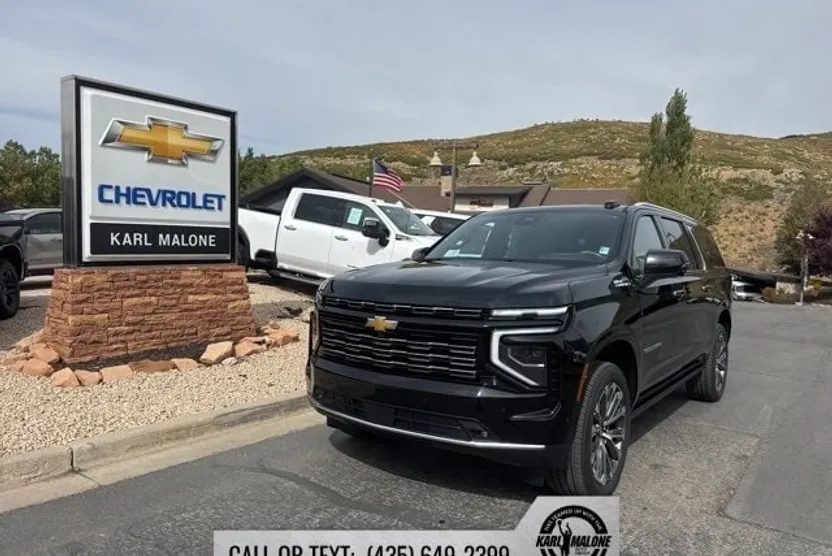 2026 Chevrolet Suburban High Country photo 1