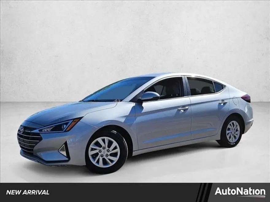 2020 Hyundai Elantra SE photo 1