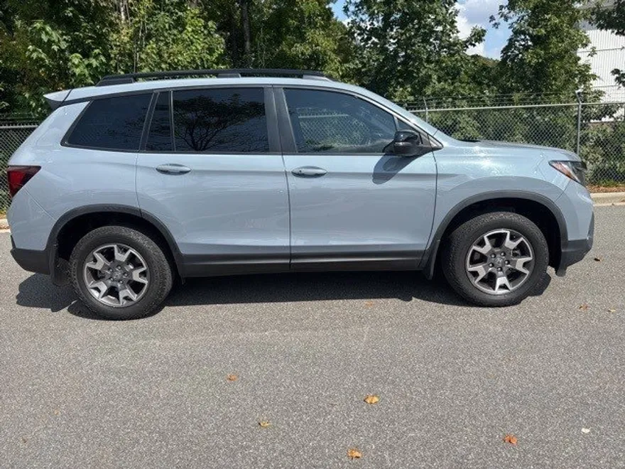 2023 Honda Passport TrailSport photo 1