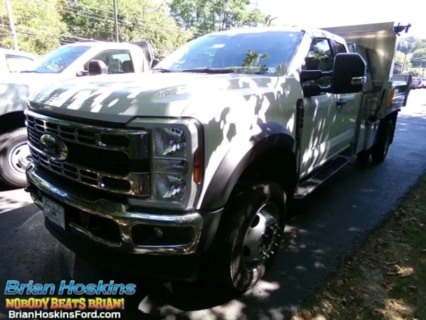 2025 Ford F-450 XL photo 1