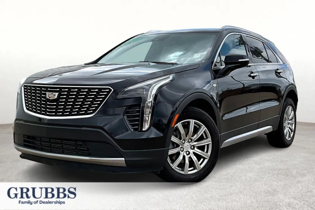 2023 Cadillac XT4 Premium Luxury photo 1