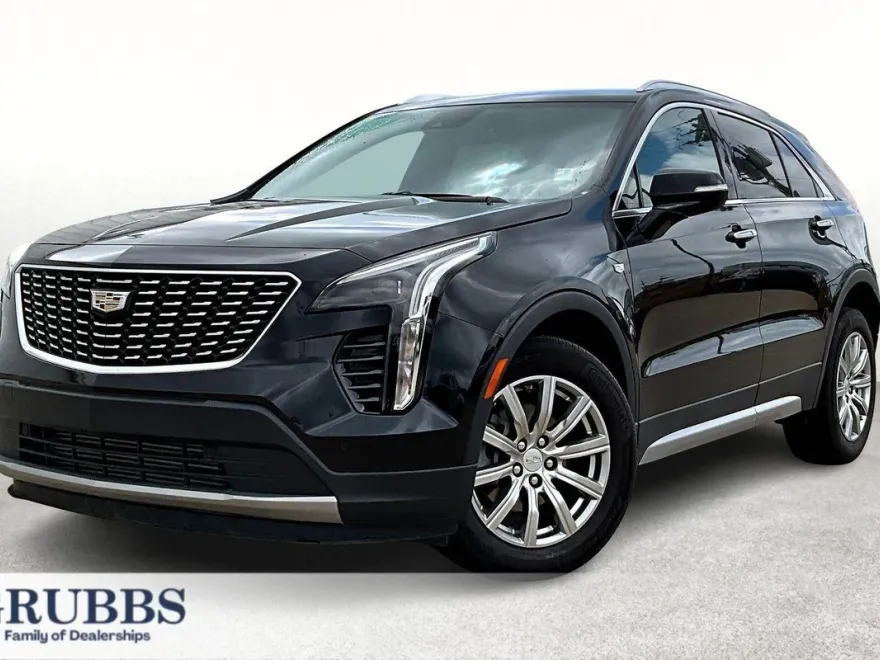 2023 Cadillac XT4 Premium Luxury photo 1