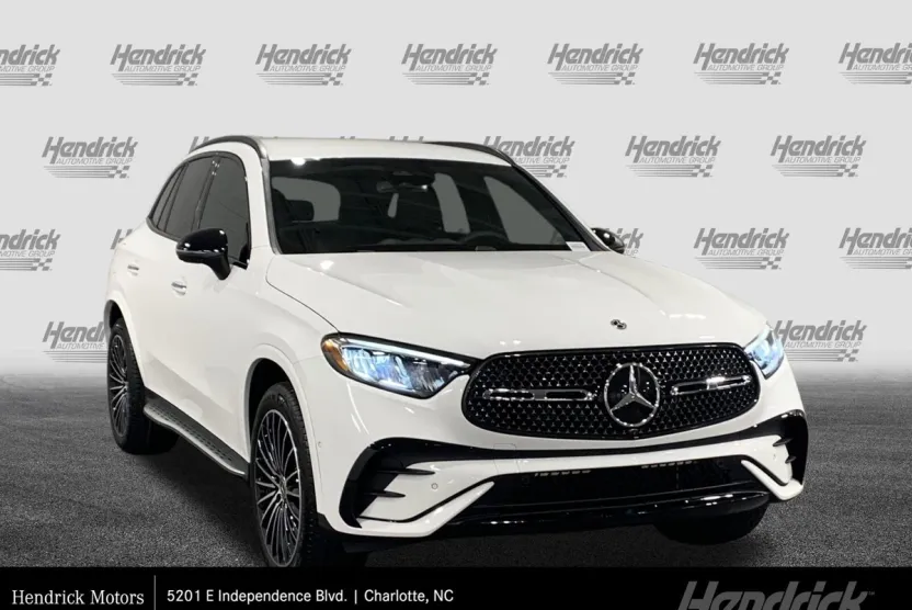 2026 Mercedes Benz GLC 300 4MATIC photo 1