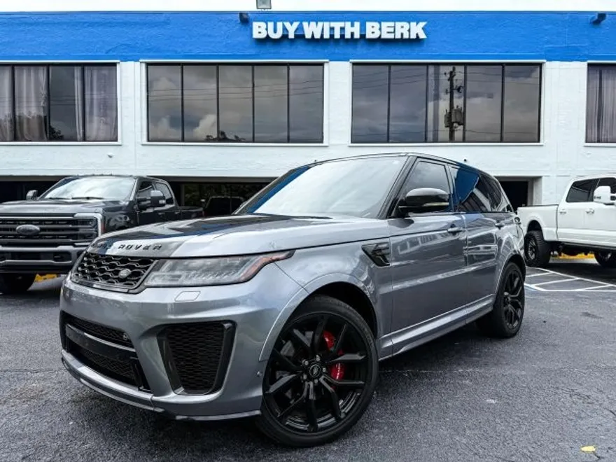 2022 Land Rover Range Rover SVR photo 1