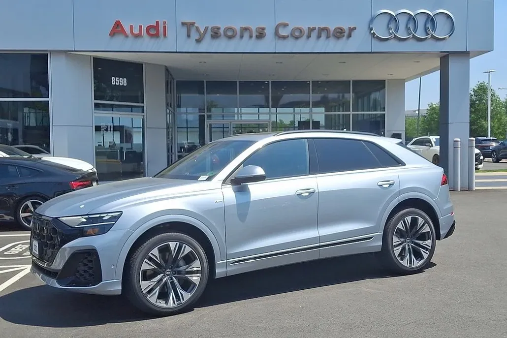 2025 Audi Q8 line Premium Plus photo 1
