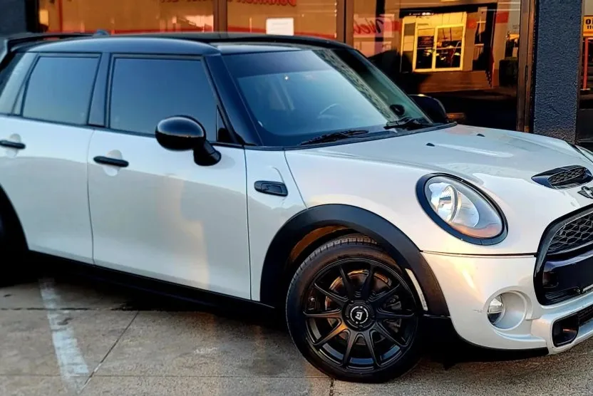 2016 Mini Cooper 4 Door Hardtop S photo 1