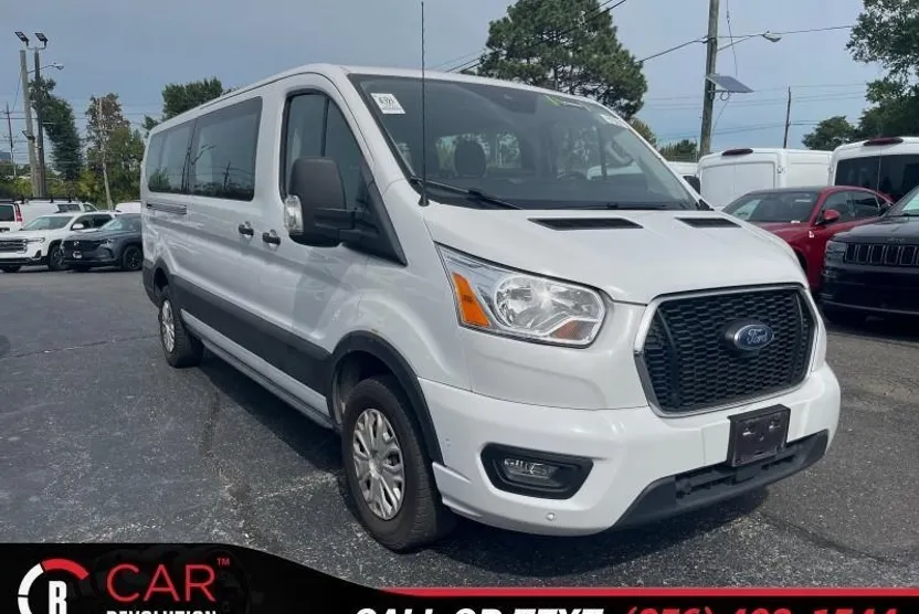 2022 Ford Transit Passenger Van XLT photo 1