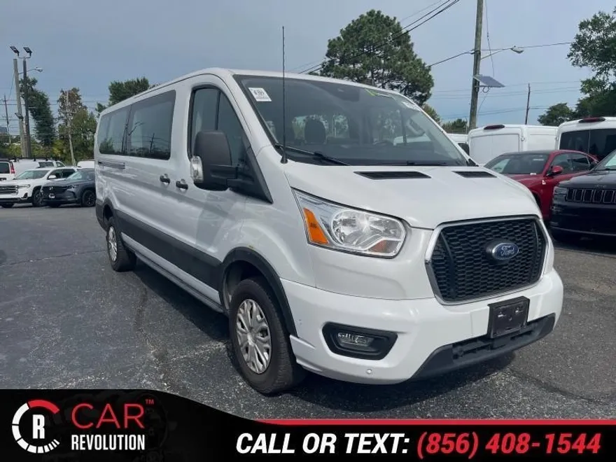 2022 Ford Transit Passenger Van XLT photo 1