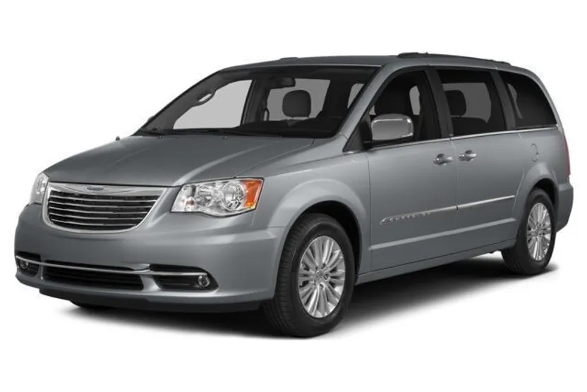 2015 Chrysler Town & Country LX photo 1