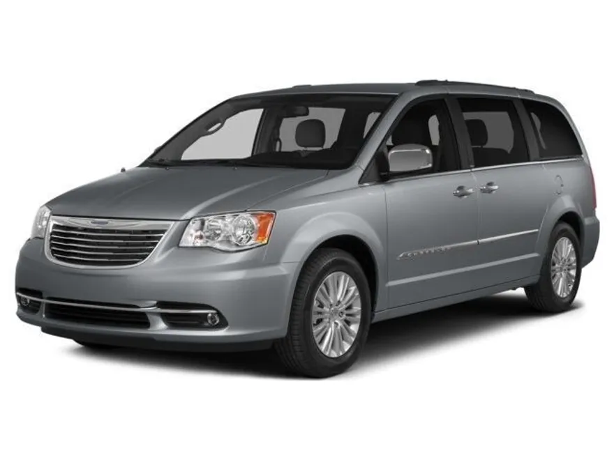 2015 Chrysler Town & Country LX photo 1
