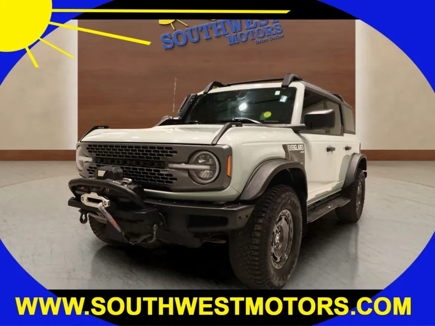 2023 Ford Bronco Everglades photo 1