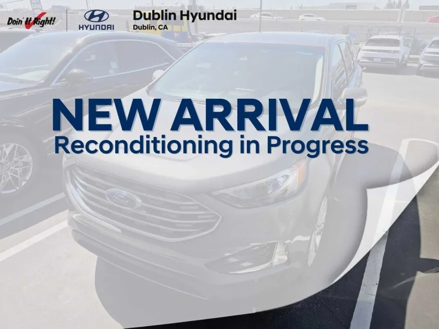 2024 Ford Edge Titanium photo 1
