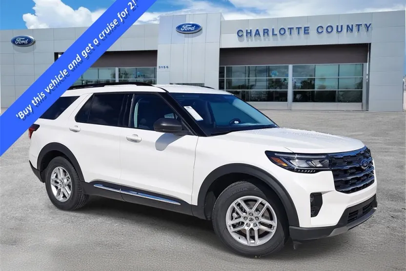 2025 Ford Explorer photo 1