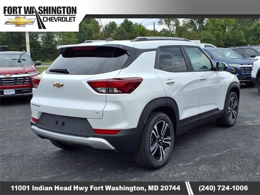 2026 Chevrolet Trailblazer LT photo 1