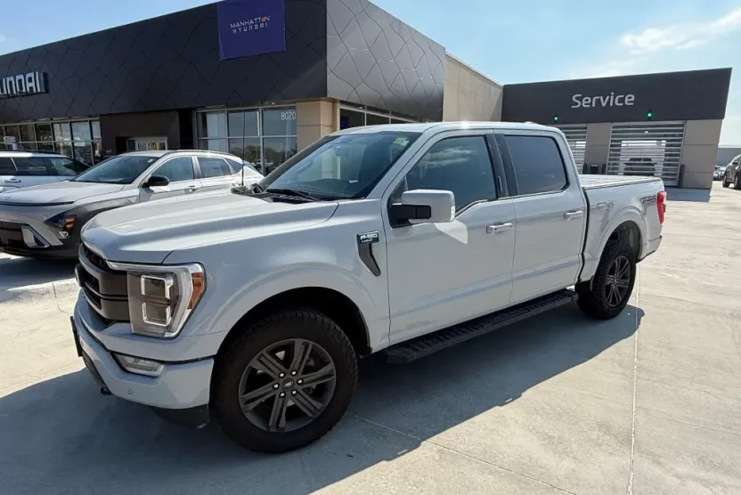 2023 Ford F-150 Lariat photo 1