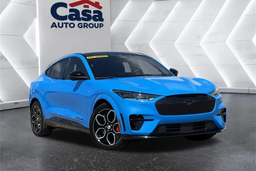 2023 Ford Mustang Mach-E GT photo 1