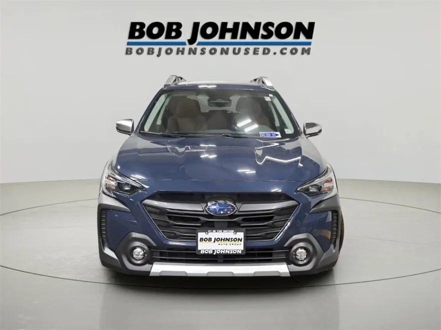 2023 Subaru Outback Touring XT photo 1