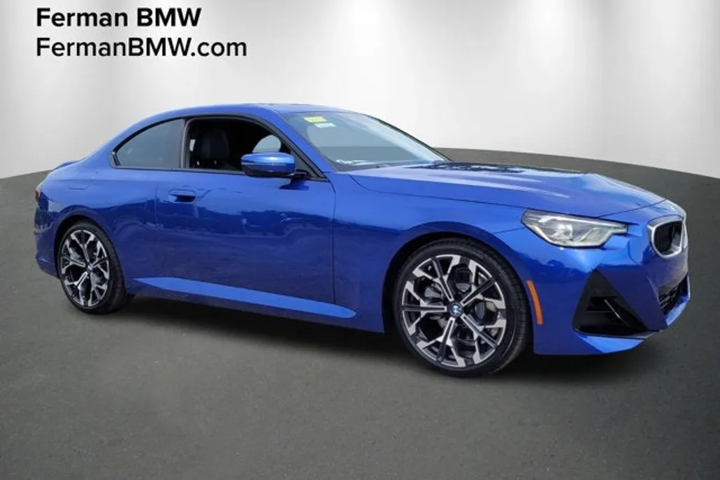 2025 Bmw 230i photo 1