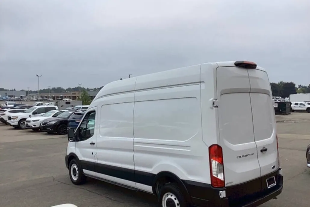 2021 Ford Transit Cargo Van photo 1