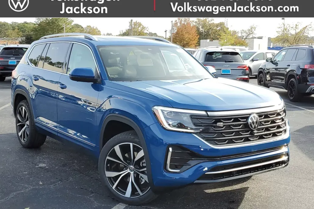 2025 Volkswagen Atlas SEL Premium R-Line photo 1