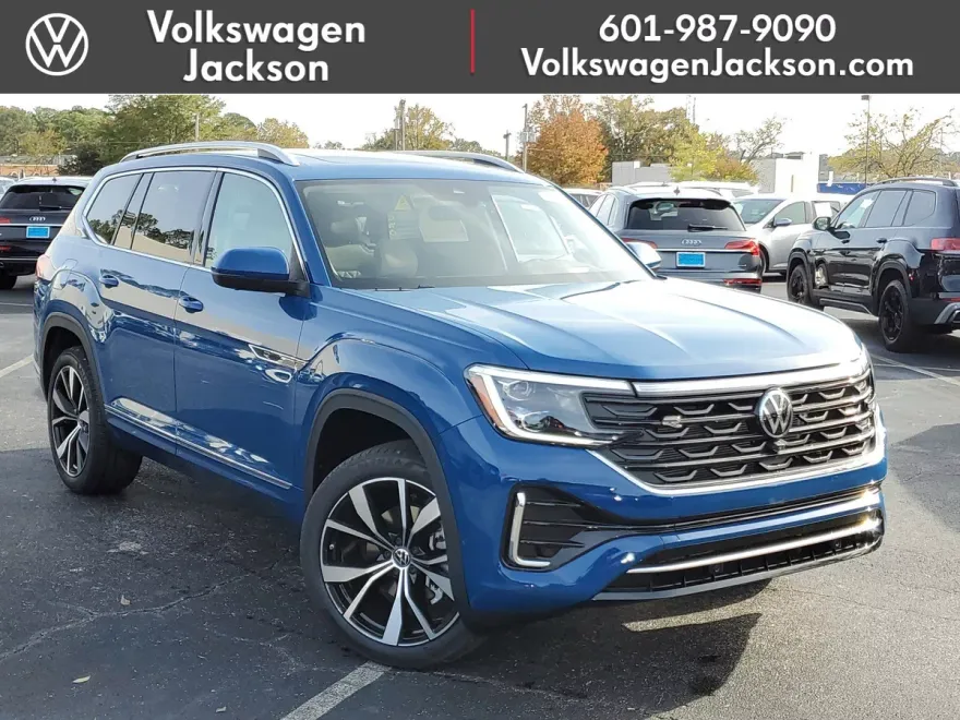 2025 Volkswagen Atlas SEL Premium R-Line photo 1