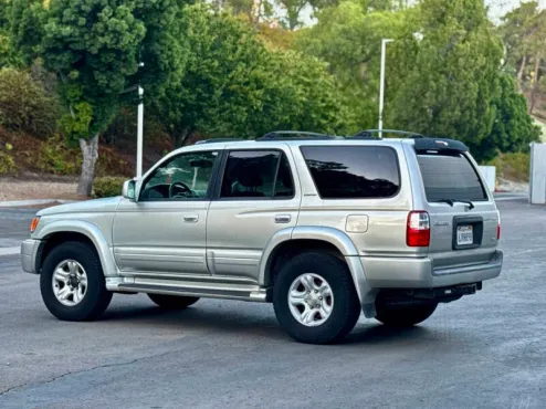 2001 Toyota 4Runner Limited photo 4