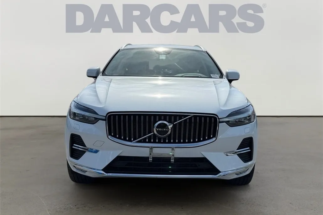 2022 Volvo XC60 Inscription photo 1