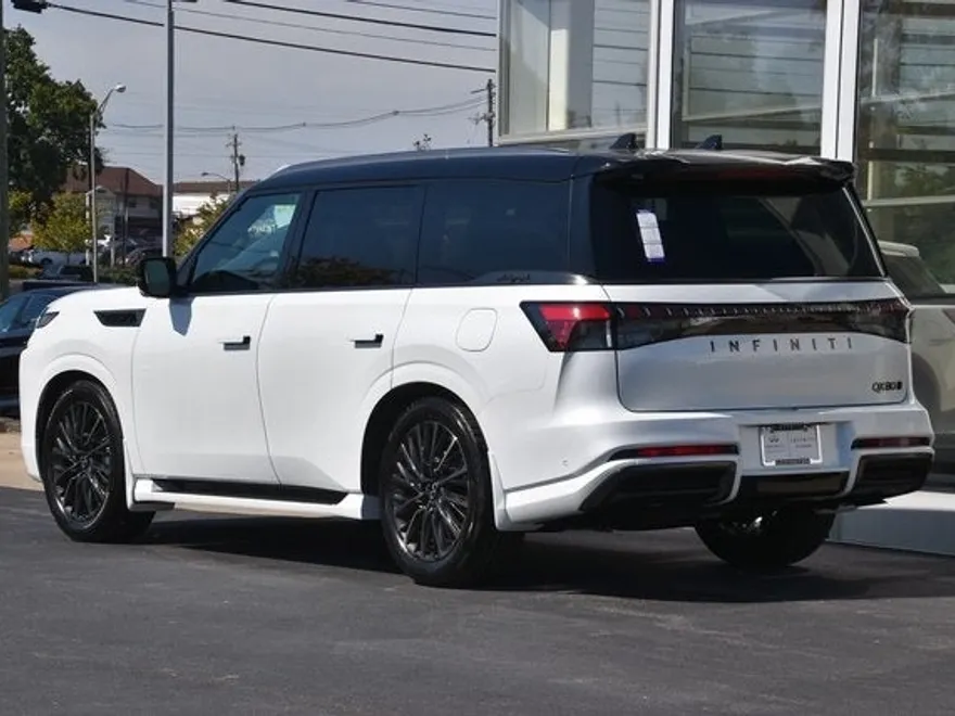 2026 Infiniti QX80 photo 1