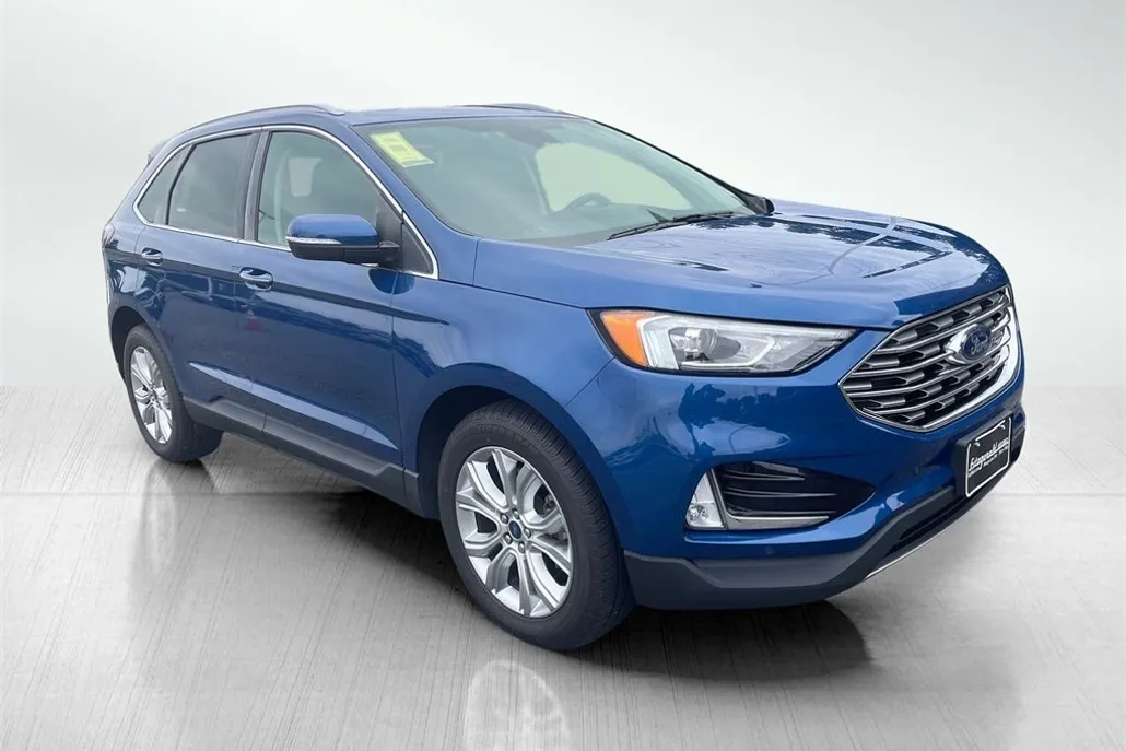 2020 Ford Edge Titanium photo 1