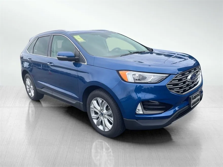 2020 Ford Edge Titanium photo 1