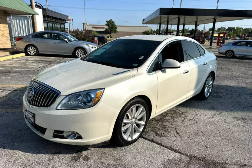 2012 Buick Verano Leather photo 1