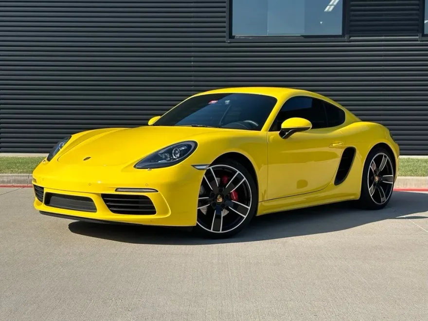 2025 Porsche Cayman S photo 1