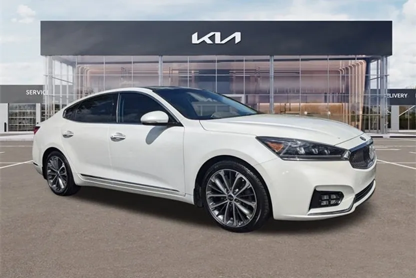 2019 Kia Cadenza Technology photo 1