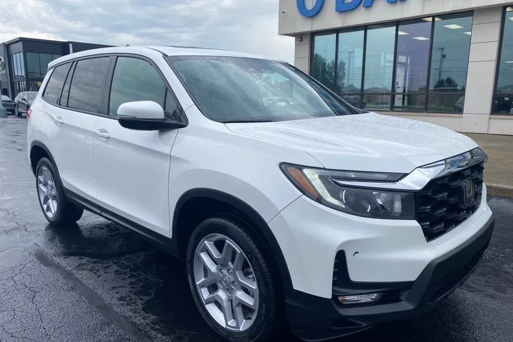 2024 Honda Passport EX-L photo 1