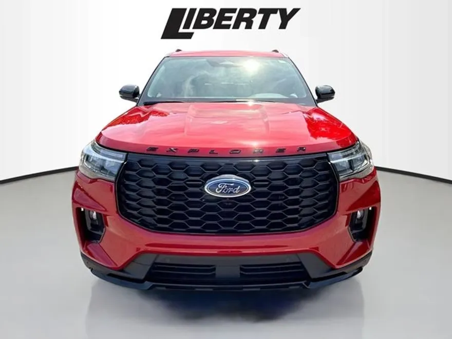 2025 Ford Explorer ST-Line photo 1