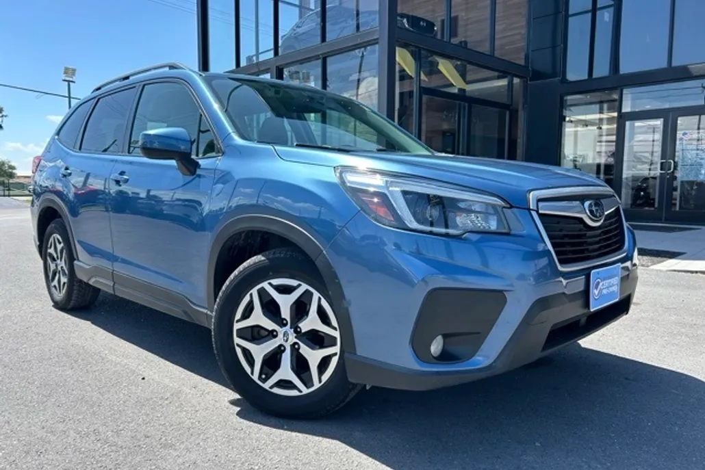 2021 Subaru Forester Premium photo 1