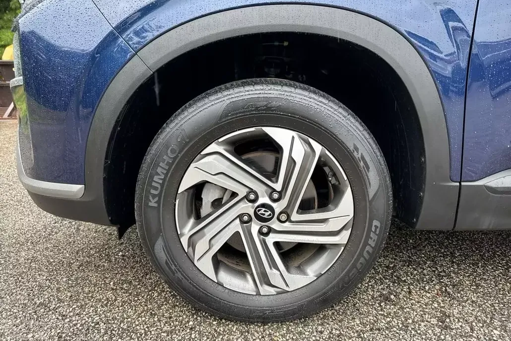 2022 Hyundai Santa Fe SE photo 1