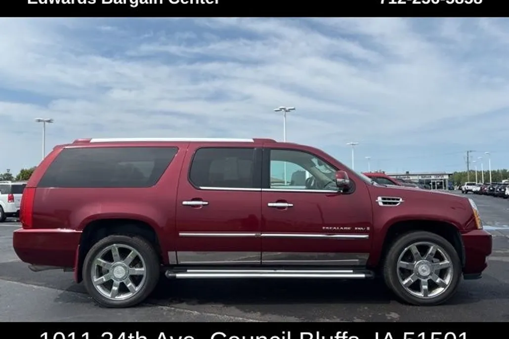 2008 Cadillac Escalade ESV Base photo 1