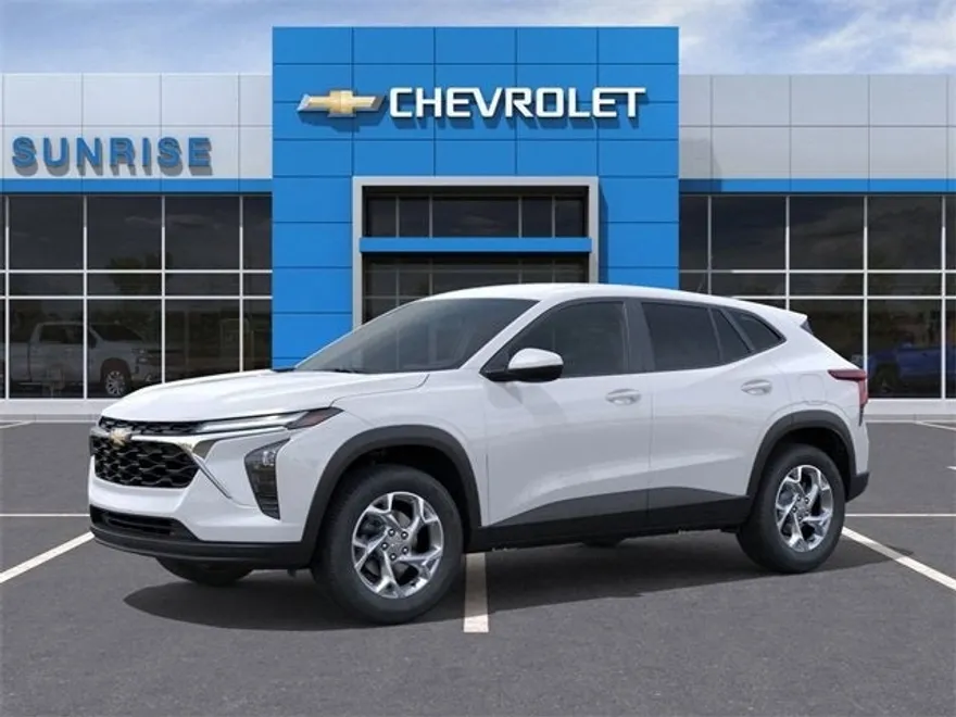 2026 Chevrolet Trax LS photo 1