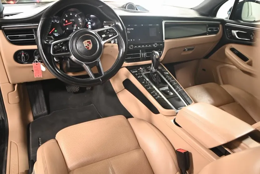 2019 Porsche Macan Base photo 1