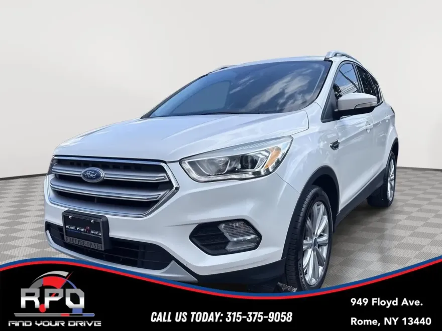 2017 Ford Escape Titanium photo 1