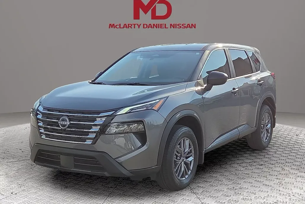 2026 Nissan Rogue S photo 1
