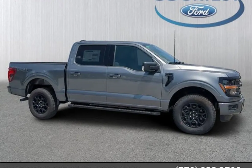 2025 Ford F-150 XLT photo 1