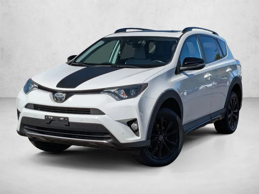 2018 Toyota RAV4 Adventure photo 1