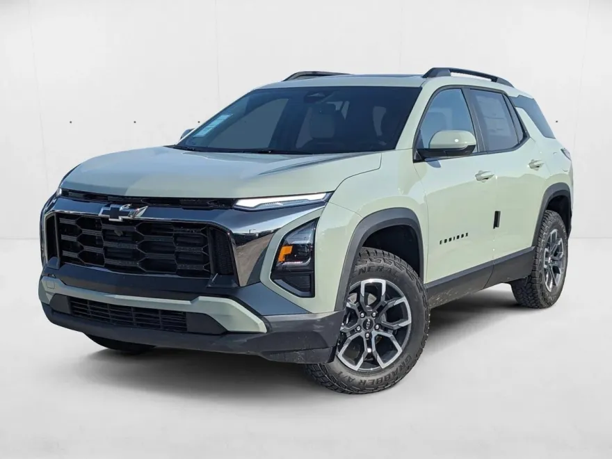 2026 Chevrolet Equinox ACTIV photo 1