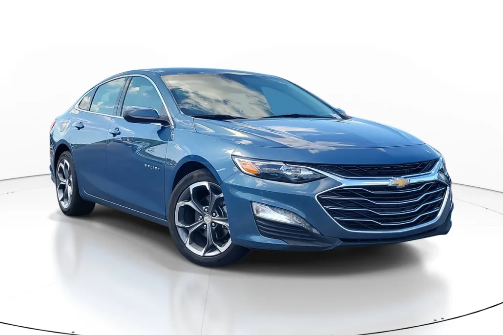 2024 Chevrolet Malibu 1LT photo 1