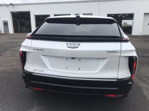 2024 Cadillac Lyriq Tech photo 4