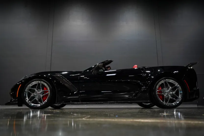 2019 Chevrolet Corvette ZR1 3ZR Convertible photo 1
