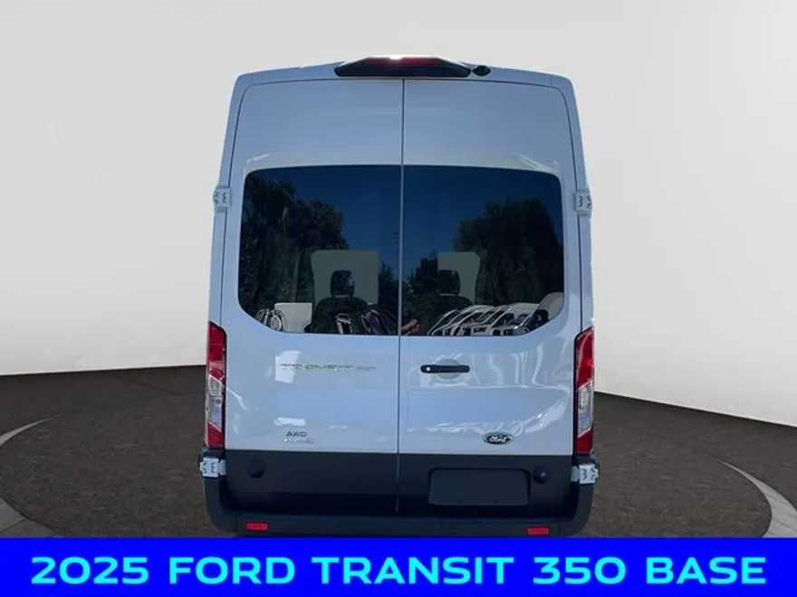 2025 Ford Transit photo 1